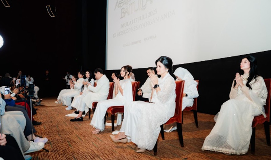 ipc2 - Air Mata di Tanah Suci: Gala Premiere Assalamualaikum Baitullah Tampilkan Luka dan Iman Amira