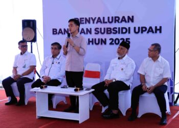 Tinjau Penyaluran BSU di Padang, Wapres Ingatkan Bantuan Jangan untuk Judol