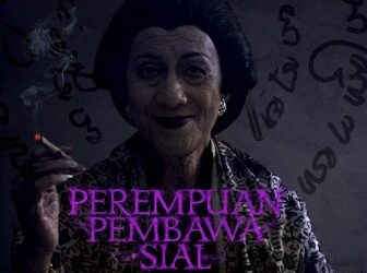 PEREMPUAN PEMBAWA SIAL