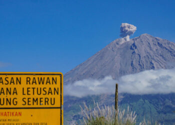 Gunung Semeru, erupsi