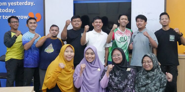 Peserta Pelatihan Sekolah Al Irsyad Karawang Bersama Praktikum SEO dan Branding