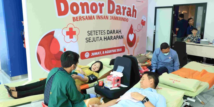 Peringati HUT RI ke-80, Jamkrindo Gandeng PMI Gelar Donor Darah 