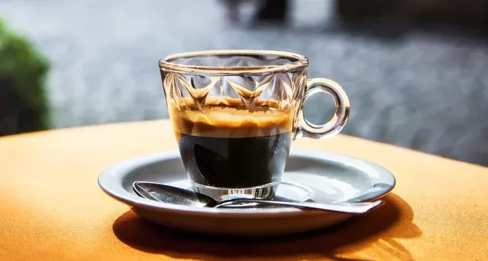 Cara Minum Espresso yang Benar, Perlu Diaduk Dulu atau Langsung Diminum? 1 ESPRESSO