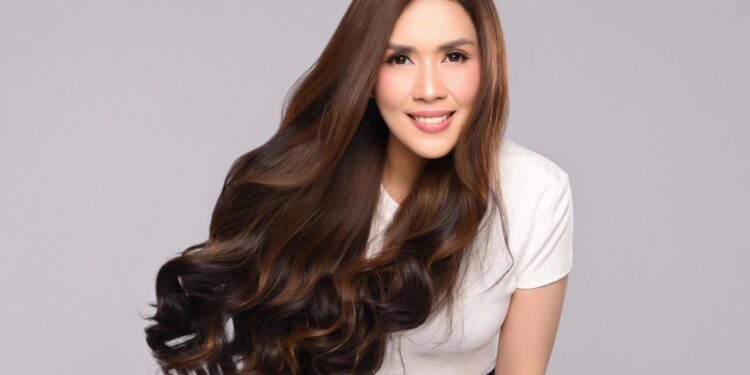 Eira Syazira Hadirkan Single “Bawang Merah dan Bawang Putih”, Kolaborasi dengan Tri Suaka dan Nabila Maharani 1 Eira Syazira Hadirkan Single “Bawang Merah dan Bawang Putih”, Kolaborasi dengan Tri Suaka dan Nabila Maharani