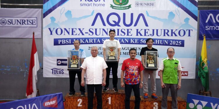 AQUA Yonex Sunrise Kejurkot PBSI Jakarta Selatan 2025 Jadi Ajang Regenerasi Atlet Muda 1 Aqua