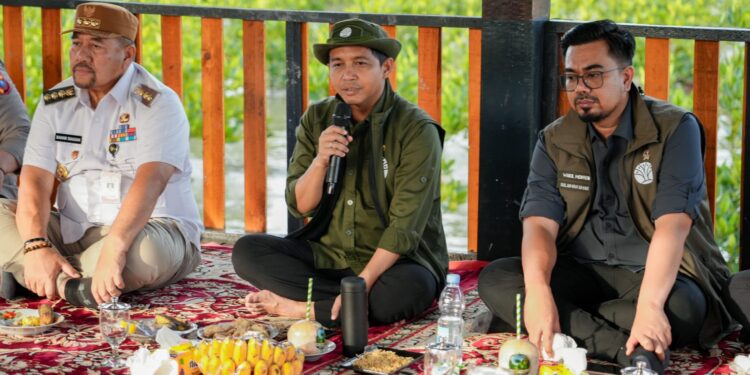 Menhut Lakukan Kunker Temui Kelompok Tani  Cinta Mangrove di Sumatera Utara