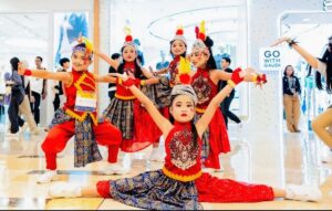 b736cfd5 c21c 46c3 bbb3 9da66cc94453 - Lebih Dari 8.000 Peserta #MENARIDIMALL Serentak Di 11 Kota Di Indonesia