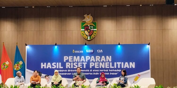 MENULIS TANGAN