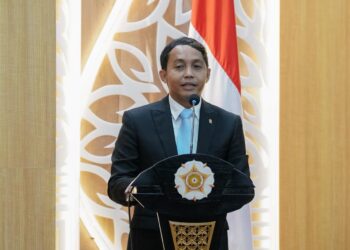 Jadi Pembicara Dies Natalies ke-62 Fakultas Kehutanan UGM, Menhut Raja Antoni Sampaikan Program Prioritas dan Capaian Kemenhut 5 Jadi Pembicara Dies Natalies ke-62 Fakultas Kehutanan UGM, Menhut Raja Antoni Sampaikan Program Prioritas dan Capaian Kemenhut