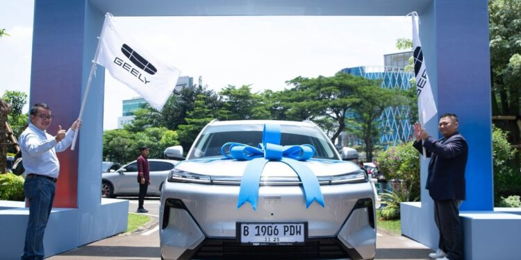 Geely Starray EM-i Mulai Distribusikan, Tanda Dimulainya Era Produksi Lokal di Indonesia 1 Geely Starray EM-i