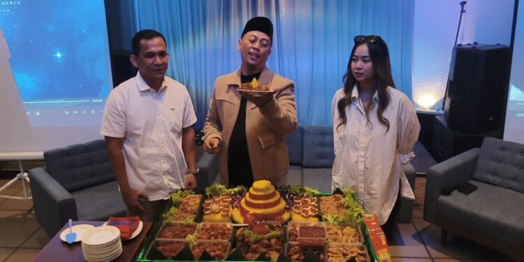 Opick Rayakan 30 Tahun Berkarya Lewat Konser “Di Bawah LangitMu”, Perpaduan Musik, Doa, dan Spiritualitas