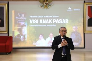 IMG 20251118 WA0001 - Diresmikan dengan Simbol Mangkuk Bakso, Buku Baru Aminudin Aziz Ungkap Akar Perjuangan di Balik Karier Akademiknya
