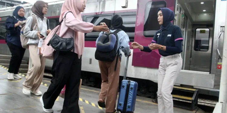 Pemerintah Berlakukan Diskon Besar Tarif Transportasi di Libur Nataru 2025/2026 1 Libur Nataru