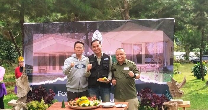 forest gaForest Garden Puncak by Luxcamp