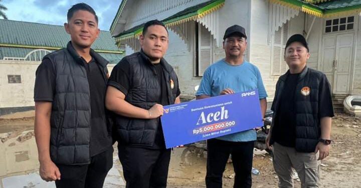 Raffi Ahmad dan Nagita Slavina Salurkan Bantuan Rp15 Miliar untuk Warga Sumatra yang Terdampak Bencana 1 Raffi Ahmad dan Nagita Slavina Salurkan Bantuan Rp15 Miliar untuk Warga Sumatra yang Terdampak Bencana