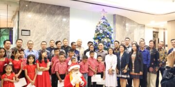 ARYADUTA Suites Semanggi Membuka Seasons of Wonder melalui Penyalaan Pohon Natal
