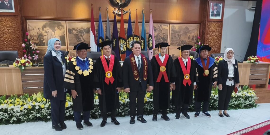 Teliti Suap Korporasi, Yusof Wangania Raih Gelar Doktor Cumlaude di Universitas Pancasila