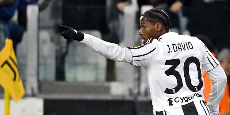 KEMENANGAN TELAK: Jonathan David merayakan gol ke gawang Cremonese dalam laga lanjutan pekan ke-20 Serie A di Allianz Stadium, Turin, Italia pada Selasa dini hari (13/1/2026). (FOTO: Juventus)