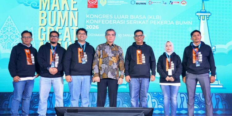 Menaker Yassierli Minta Serikat Pekerja BUMN Harus Ikut Menjaga Keberlanjutan Perusahaan 1 Menaker Yassierli Minta Serikat Pekerja BUMN Harus Ikut Menjaga Keberlanjutan Perusahaan