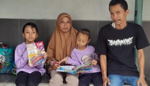2baede4f ccb9 481d ab24 57ff02d0fc6c - Majalah CIA Dukung “Mudik Asyik Baca Buku”, Hadirkan 1.000 Bacaan Anak di Perjalanan