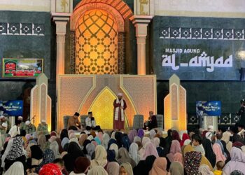 Bulan Penuh Berkah, RCTI Gelar Tablig Akbar Penyejuk Hati di Masjid Agung Al Amjad