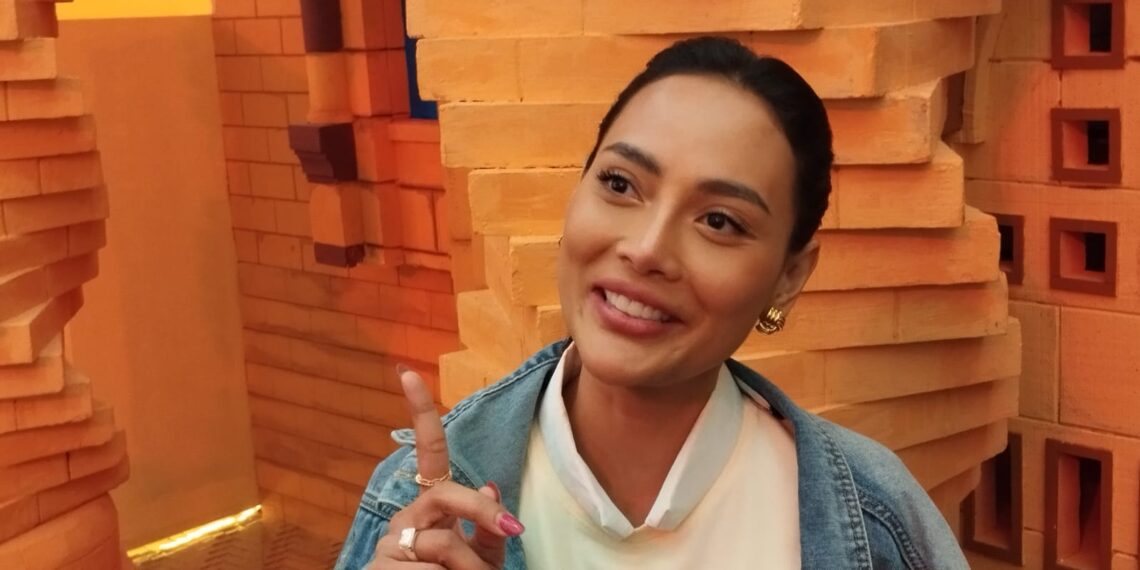 Erika Carlina Jalani Peran Ibu dalam Film Jangan Buang Ibu