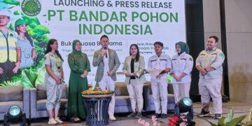 Sisi Lain Hizrah Maulana: Dari Seniman Betawi Kini Jadi Juragan Pohon di Tangerang Selatan
