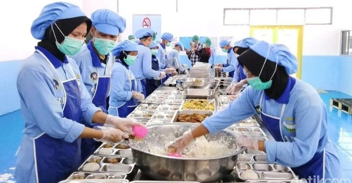 Banggar DPR dan Seskab Tegaskan MBG Tidak Gunakan Anggaran Pendidikan