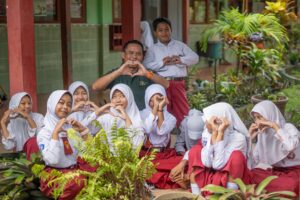 f1ae0c29 0d69 4173 9333 7ed7768d4b2e - Hangatnya Ramadan, MORAZEN Yogyakarta Perkuat Budaya Baca di SD Negeri Temon