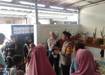 Puluhan Warga Tenjo Bogor Geruduk Rumah Terduga Pelaku Investasi Bodong Sembako