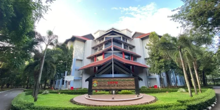 Unhas Jadi Kampus Favorit di SNBT, Puluhan Ribu Pendaftar Berebut Kursi 1 Unhas Jadi Kampus Favorit di SNBT, Puluhan Ribu Pendaftar Berebut Kursi