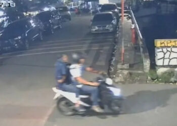 Polisi Ungkap Rekaman CCTV Pelaku Penyiraman Air Keras Aktivis Kontras