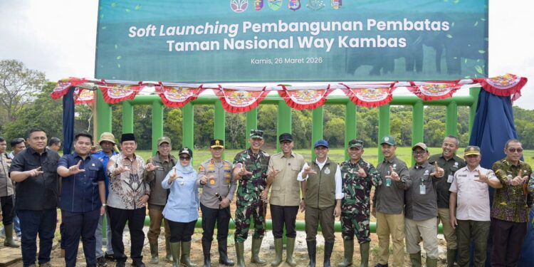 Kunjungi Taman Nasional Way Kambas, Menhut: Selamatkan Taman Nasional Harus Libatkan Masyarakat dan Swasta