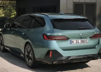 BMW i5 Resmi Hadir di Indonesia: Sedan Listrik Premium dengan Performa Tinggi