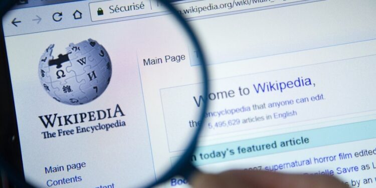 DPR Ingatkan Pemerintah soal Rencana Pemblokiran Wikipedia, Minta Pendekatan Hati-Hati