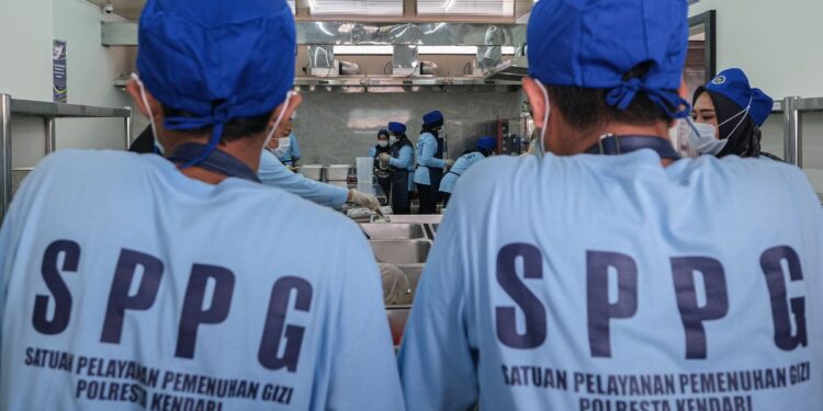 POLEMIK: Uji Konstitusionalitas Program MBG dan Dinamika di Mahkamah Konstitusi