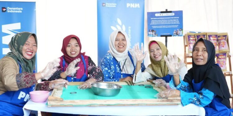 Spirit Kartini dari Pesisir Pati: Kisah Ibu Eko Purwanti Berdayakan Perempuan Lewat Olahan Laut