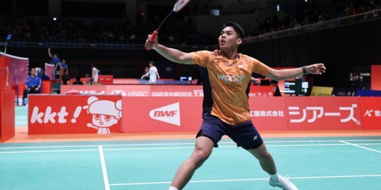 CAPAIAN POSITIF: Pebulutangkis Indonesia, Mohammad Zaki Ubaidillah, memastikan tempat di babak utama Kejuaraan Asia 2026. (Foto: Istimewa)