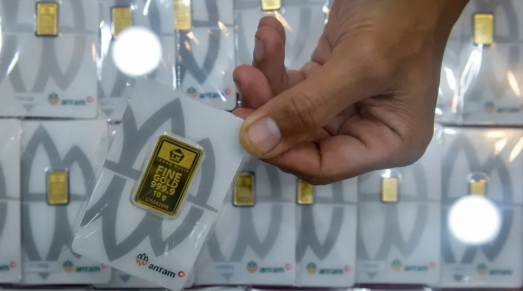 Harga Emas Antam Naik Tipis, Tembus Rp2.860.000 per Gram
