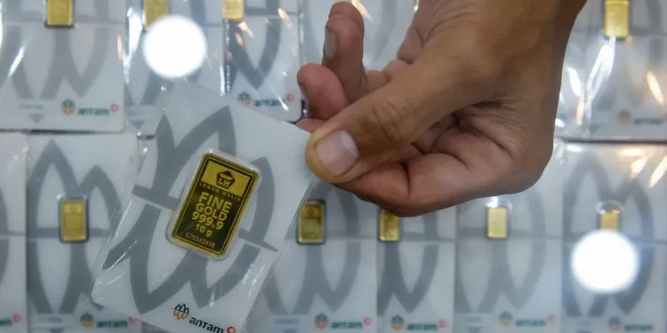 Harga Emas Antam Naik Tipis, Tembus Rp2.860.000 per Gram
