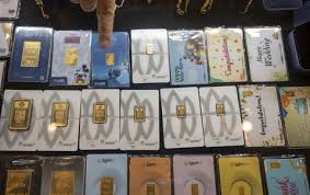 Harga Emas Antam Anjlok Tajam, Turun Rp 44.000 per Gram