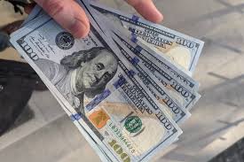 Dolar AS Menguat, Rupiah Tertekan di Level Rp 17.124