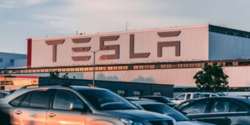 Tesla Naikkan Harga Model Y di Amerika Serikat, Persaingan SUV Listrik Semakin Ketat