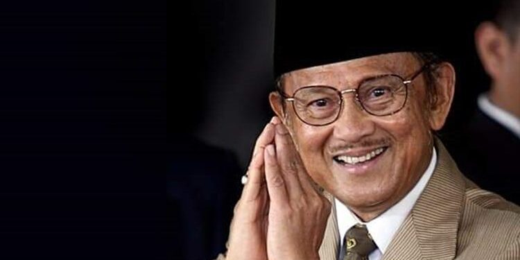Rupiah Tertekan di Level Rp 17.500–17.600 per Dolar AS, Publik Kembali Ingat Kepemimpinan B.J. Habibie Saat Krisis 1998
