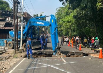 Perbaikan Jalan Ambles di Lenteng Agung Ditargetkan Rampung 3 Hari