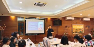 Era AI dan Media Sosial Picu Tren Swadiagnostik di Kalangan Anak Muda Urban