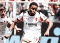 Cagliari Mati-matian Hadapi AC Milan di San Siro 6 DUEL SENGIT: Christopher Nkunku mengeksekusi penalti ke gawang Genoa pada Minggu (17/5/2026) (Foto Ilustrasi: (c) AC Milan Official)