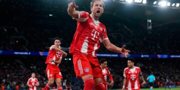 LAGA SENGIT: Selebrasi Harry Kane dalam laga PSG vs Bayern Munchen di leg pertama semifinal Liga Champions 2025/2026 pada Rabu (29/4/2026). (Foto: (c) AP Photo/Christophe Ena)