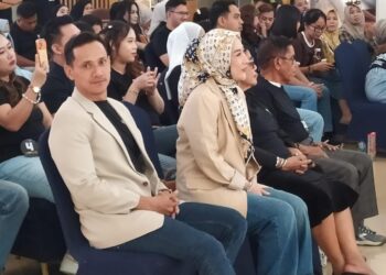 Sigit Antonio dan Tata Jalani Bisnis Kopi Sambil Bagi Cerita Rumah Tangga