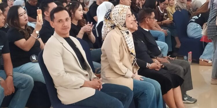 Sigit Antonio dan Tata Jalani Bisnis Kopi Sambil Bagi Cerita Rumah Tangga